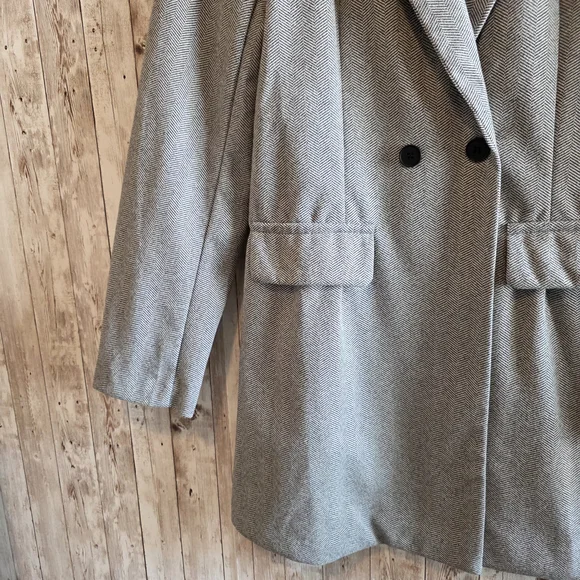 Elegant Gray Women's Blazer - Picture 4 of 9